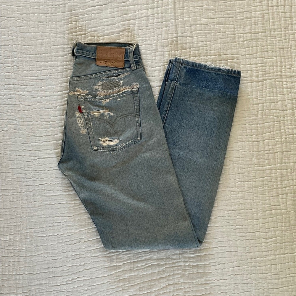Vintage distressed Levi's 501 Jeans 28x31